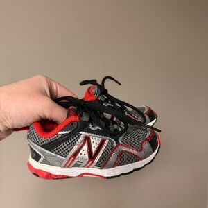 New Balance Kids' Gray and Red Sneakers Toddler 6